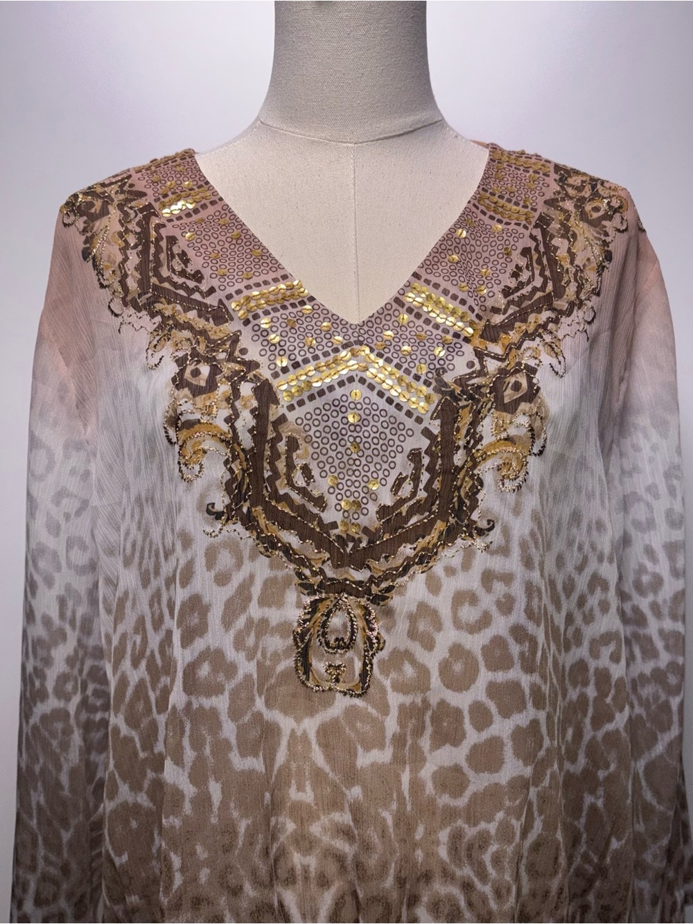 Chico's Animal Print Sequin Top Size 3 = XL - Picture 2 of 9